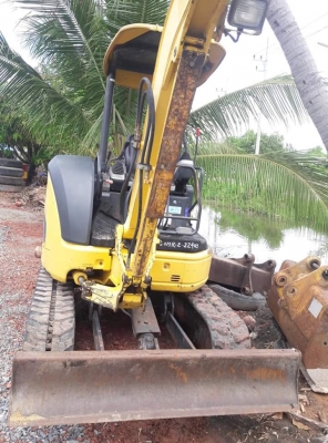 มาใหม่จ้า...KOMATSU PC30MR-2  เก่านอกแท้  สภาพสวย  เดิมๆๆ  เครื่องปั๊มดี  1,XXX  ชั่วโมง...พร้อมใช้  โทร  089-3818694  จ๊อย.