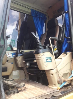 ขายจ้า..CATERPILLAR 312 V2  เก่าใน  สภาพดี  เอกสารเล่มทะเบียน..แทรคใหญ่  ใบ  70   เครื่องปั๊มดี..เดิมๆๆ  ใช้งานมา 7,XXX  ชั่วโมง...พร้อมใช้..โทร  089-3818694  จ๊อย