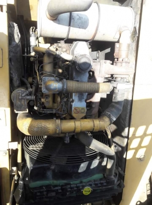 ขายจ้า..CATERPILLAR 312 V2  เก่าใน  สภาพดี  เอกสารเล่มทะเบียน..แทรคใหญ่  ใบ  70   เครื่องปั๊มดี..เดิมๆๆ  ใช้งานมา 7,XXX  ชั่วโมง...พร้อมใช้..โทร  089-3818694  จ๊อย