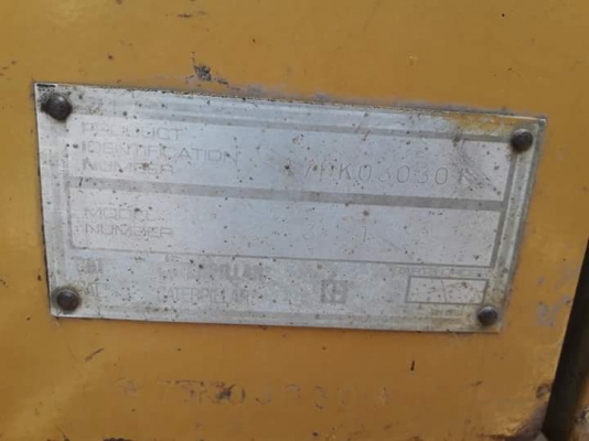 ขายจ้า..CATERPILLAR 312 V2  เก่าใน  สภาพดี  เอกสารเล่มทะเบียน..แทรคใหญ่  ใบ  70   เครื่องปั๊มดี..เดิมๆๆ  ใช้งานมา 7,XXX  ชั่วโมง...พร้อมใช้..โทร  089-3818694  จ๊อย