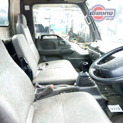 หัวเก๋ง ISUZU NPR การ์ตูน ภายนอก-ภายใน เน้นสวยแต่ยังคงสภาพเดิมๆ หัวเก๋ง ISUZU NPR การ์ตูน ภายนอก-ภายใน เน้นสวยแต่ยังคงสภาพเดิมๆ