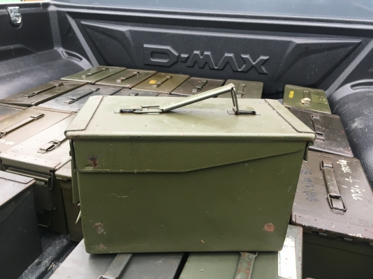 ขายกล่องใส่ลูกปูน