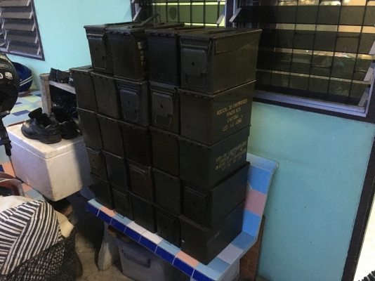 ขายกล่องใส่ลูกปูน