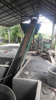 ขายยกชุด ขายเครื่องทำอิฐบล็อกแบบไฮโดรลิค อัด 4 ก้อน ขายยกชุด ขายเครื่องทำอิฐบล็อกแบบไฮโดรลิค อัด 4 ก้อน