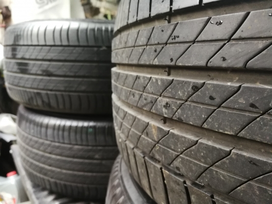 ขายยาง 225 50 r17 ปี15