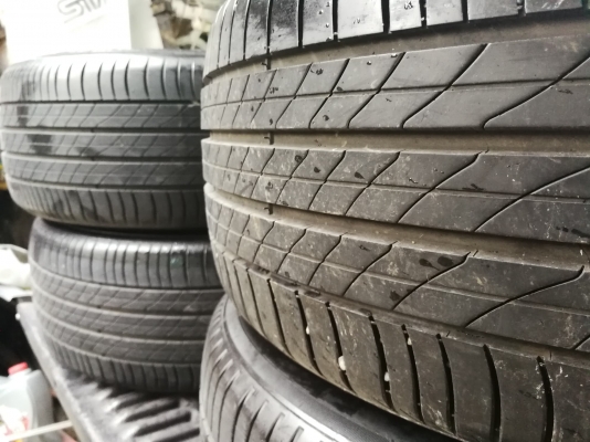 ขายยาง 225 50 r17 ปี15