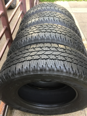 ยาง Bridgestone 265 65 17 ปี17 ดอกเต็ม ไม่มีปะ ใช้ยาว ราคาไม่แพง