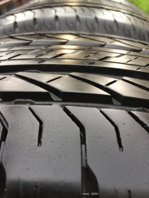 ยาง Bridgestone 265 65 17 ปี17 ดอกเต็ม ไม่มีปะ เนื้อนิ่มๆ ใช้ยาว ราคาไม่แพง