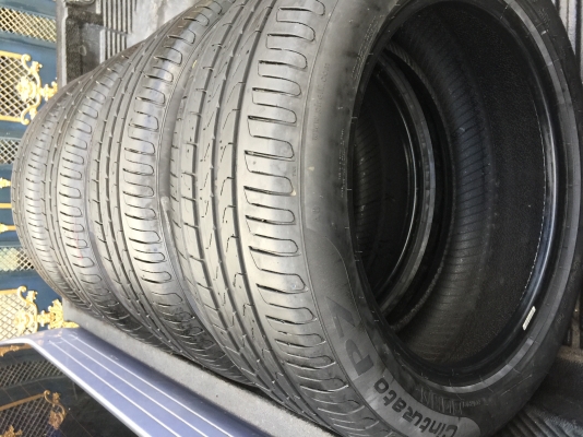 ยาง Pirelli 225 50 17 ปี17 ดอกเต็ม ไม่มีปะ ใช้ยาว ราคาไม่แพง