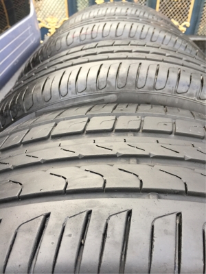 ยาง Pirelli 225 50 17 ปี17 ดอกเต็ม ไม่มีปะ ใช้ยาว ราคาไม่แพง