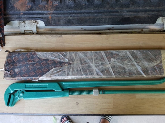 ขายคอม้า4&quot; SANDVIK MADE IN SWEDEN.ใหม่เก่าเก็บ