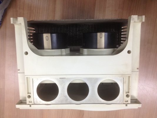 อินเวอร์เตอร์ปรับรอบมอเตอร์20แรง 220vมิตชู อินเวอร์เตอร์ปรับรอบมอเตอร์20แรง 220vมิตชู