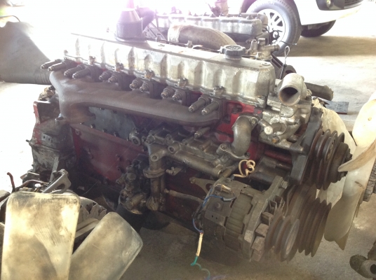 เครื่อง  hino  ho7d 195 แรง (พร้อมใบคุม)