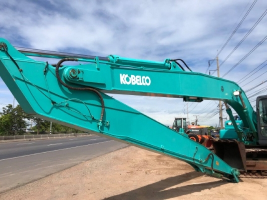 ขายรถขุด KOBELCO SK210LC MARK 8 ปี 2012 บูม 15 เมตร รถนอกนำเข้าเองจากญี่ปุ่น สภาพสวยพร้อมใช้ มีVDOการทำงานครับ