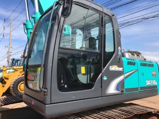 ขายรถขุด KOBELCO SK210LC MARK 8 ปี 2012 บูม 15 เมตร รถนอกนำเข้าเองจากญี่ปุ่น สภาพสวยพร้อมใช้ มีVDOการทำงานครับ