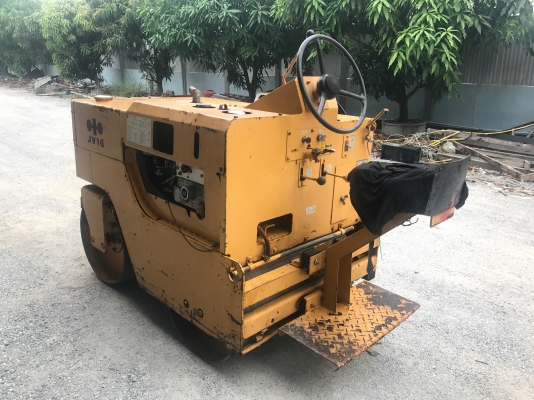 ขายรถบดKOMATSUรุ่นJV16-1นำเข้าญี่ปุ่นมีเอกสาร หนัก1.5ตันเครื่องดีเซล1สูบสภาพดีพร้อมใช้ขาย195000บาทลดเหลือ155000 Line:@J555