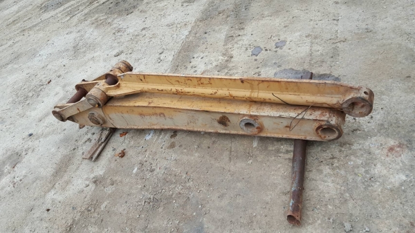 ขายตัวต่ออาร์มสำหรับรถขุดไซค์  100-120 สินค้าเก่านอกสภาพสวยเดิมๆ