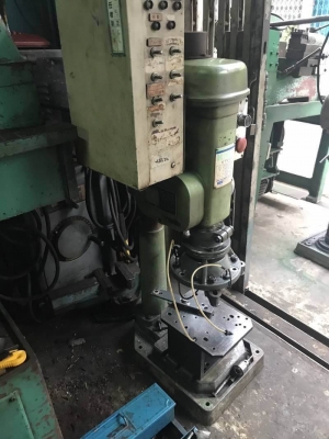 ขายเครื่องเจาะต๊าปญี่ปุ่น