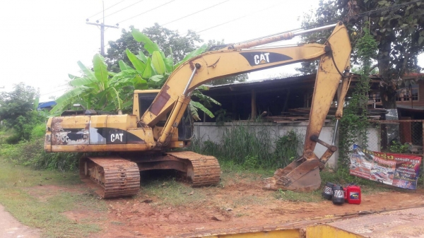 ขาย 555,000 CAT 320 V2 เล่มทะเบียน ไฟฟ้าตัด เครื่องดี ปั้มแรง เอวแน่น ช่วงล่างแน่น รถพร้อมใช้ รถอยู่ นครสวรรค์ 064-191-1112