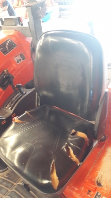 รถแทรกเตอร์มือสอง รถแทรกเตอร์มือสอง