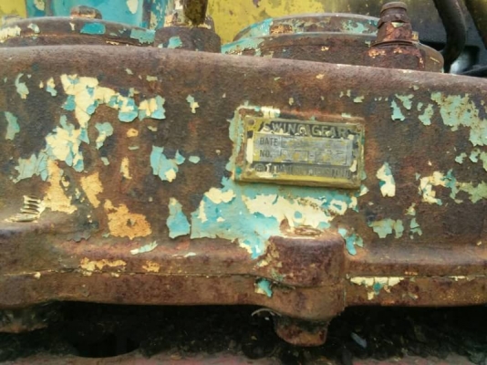 รถเครน NISSAN