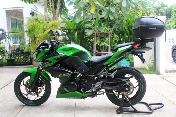 ฟรีดาวน์!!! Z300 ปี 2015 ABS รถสวยสภาพใหม่