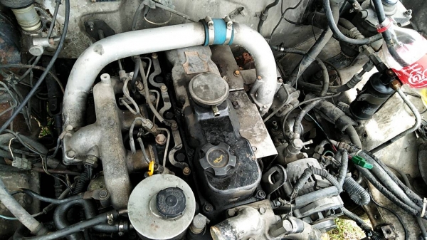 ขายเครื่อง TD27Turbo กับ TD27ฝาขาว