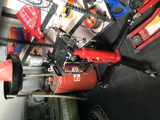 ขายเหมาลิฟท์ยกรถ แม่แรงยกเกียร์ แท่นอัด 30T แท่นถอดสปริง