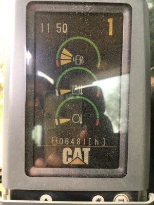 ขายด่วน CAT320D GC สภาพสวยพร้อมใช้งาน 6xxxกว่าชั่วโมง รถสวยพร้อมลุยงาน เอกสารเล่มทะเบียน สนใจสอบถาม 093 0764943  คุณ ตั้ม