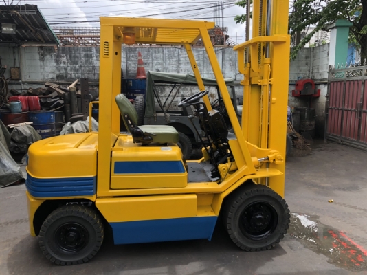 ขายรถโฟล์คลิฟท์ KOMATSU FD25-11 ดีเซล เกียร์ธรรมดา สภาพดีพร้อมใช้งาน