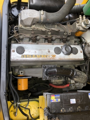 ขายรถโฟล์คลิฟท์ KOMATSU FD25-11 ดีเซล เกียร์ธรรมดา สภาพดีพร้อมใช้งาน