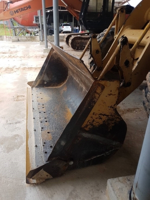 ขายรถตักCat920 ดิสเบรค สภาพสวยพร้อมใช้ ติดต่อคุณอ๊อฟ พิจิตร 086-737-9991