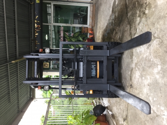 อาร์ ซี เอช โฟรคลิฟท์  ขาย โคมะสุ ขีด 17 ดีเซล 3 ตัน