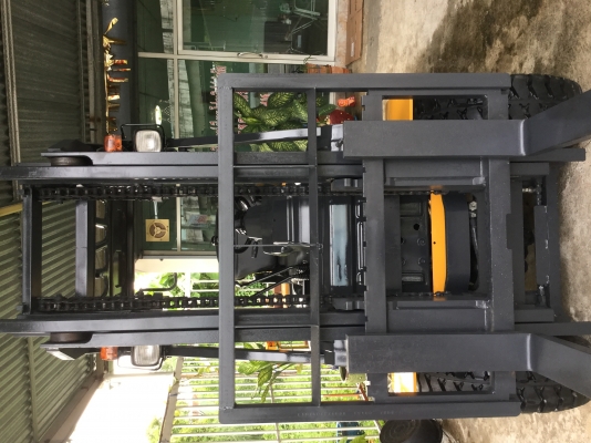 อาร์ ซี เอช โฟรคลิฟท์  ขาย โคมะสุ ขีด 17 ดีเซล 3 ตัน