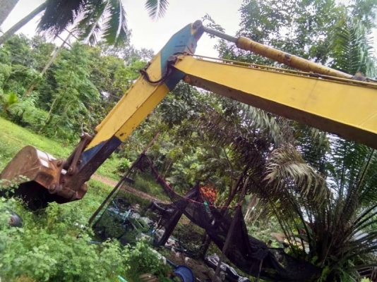 KOMATSU PC 200-3