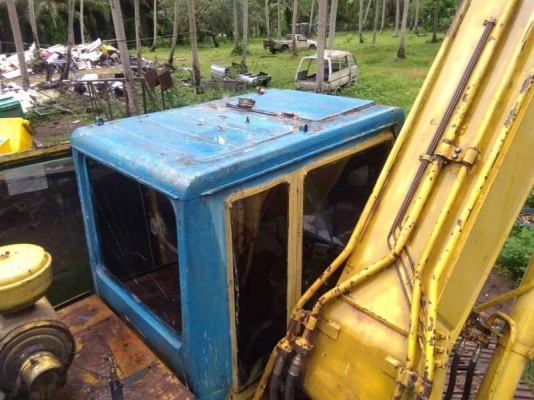 KOMATSU PC 200-3