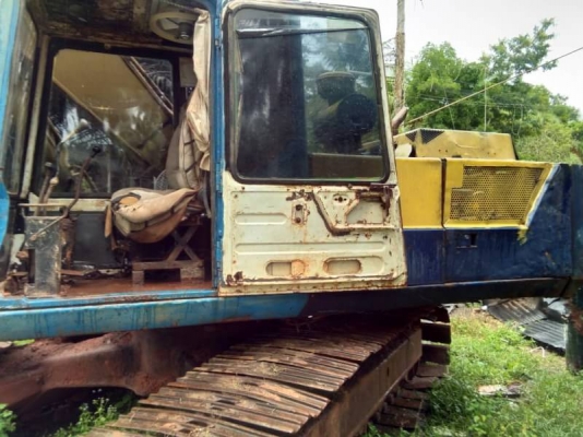 KOMATSU PC 200-3