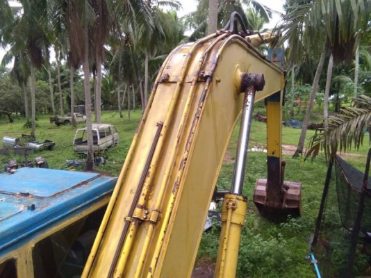 KOMATSU PC 200-3