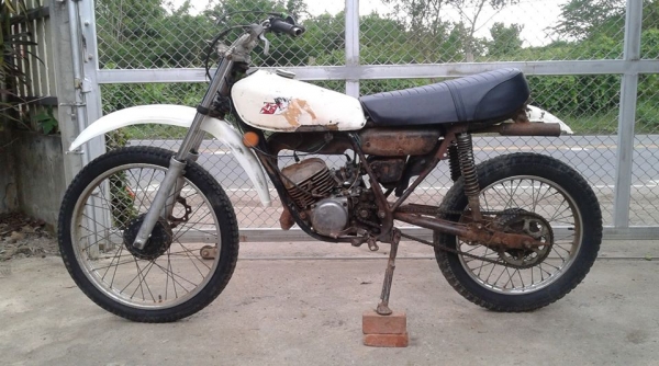 ขาย DT100 Nobook เครื่องดีแกนต่างๆไม่เชื่อมโครงสวยเหมาะเข้าไร่เข้าสวนโดดสนาม 5900 B. ขาย DT100 Nobook เครื่องดีแกนต่างๆไม่เชื่อมโครงสวยเหมาะเข้าไร่เข้าสวนโดดสนาม 5900 B.