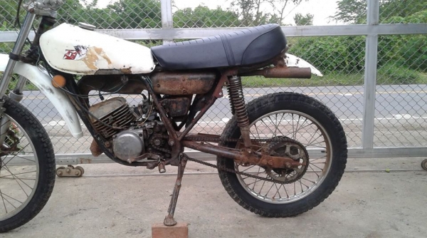 ขาย DT100 Nobook เครื่องดีแกนต่างๆไม่เชื่อมโครงสวยเหมาะเข้าไร่เข้าสวนโดดสนาม 5900 B. ขาย DT100 Nobook เครื่องดีแกนต่างๆไม่เชื่อมโครงสวยเหมาะเข้าไร่เข้าสวนโดดสนาม 5900 B.