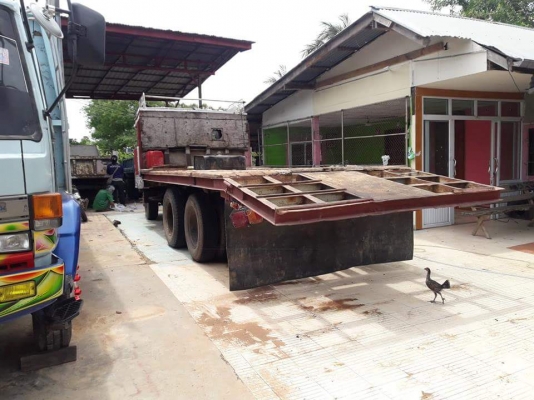 รับแลกเปลี่ยนเทิร์นและขายเทลลอร์ 10 ล้อหน้ายาว 1 เพลา เครื่อง EH700 เอกสารชุดโอนพร้อม