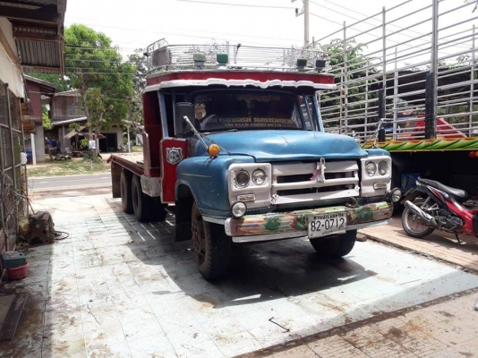 รับแลกเปลี่ยนเทิร์นและขายเทลลอร์ 10 ล้อหน้ายาว 1 เพลา เครื่อง EH700 เอกสารชุดโอนพร้อม