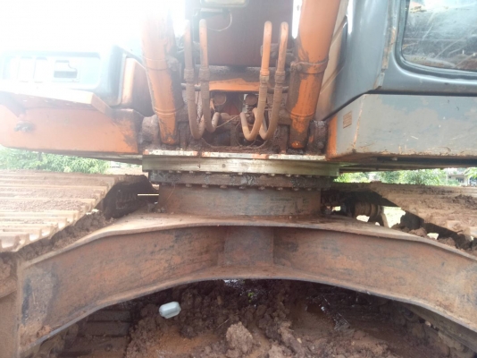 ขายHitachi zx200-11xxxxhrสภาพสวยพร้อมใช้ ติดต่อคุณอ๊อฟ พิจิตร 086-737-9991