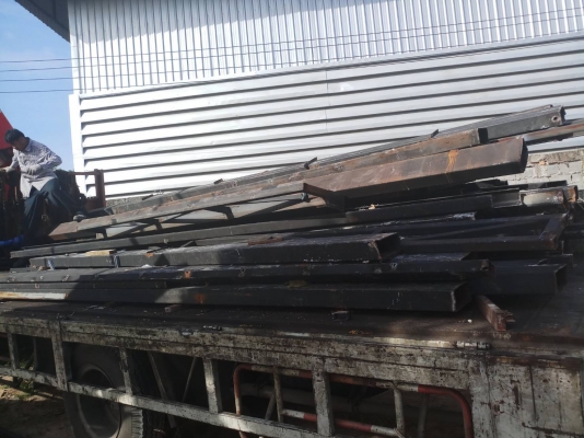 โครงบน ซีกล่องหน้าแปดนิ้วทั้งหมดโลละ15 บาท มี13,600กิโล โครงบน ซีกล่องหน้าแปดนิ้วทั้งหมดโลละ15 บาท มี13,600กิโล