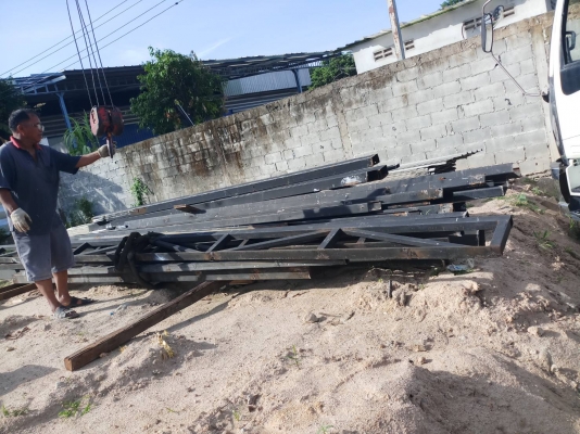 โครงบน ซีกล่องหน้าแปดนิ้วทั้งหมดโลละ15 บาท มี13,600กิโล โครงบน ซีกล่องหน้าแปดนิ้วทั้งหมดโลละ15 บาท มี13,600กิโล