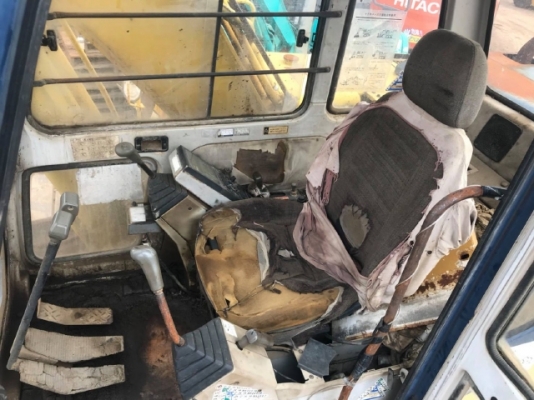 ขายรถขุด KOBELCO SK220 MARK 3 หัวแม่เหล็ก รถนอกนำเข้าเองจากญี่ปุ่น สภาพสวยพร้อมใช้ มีVDOการทำงานครับ