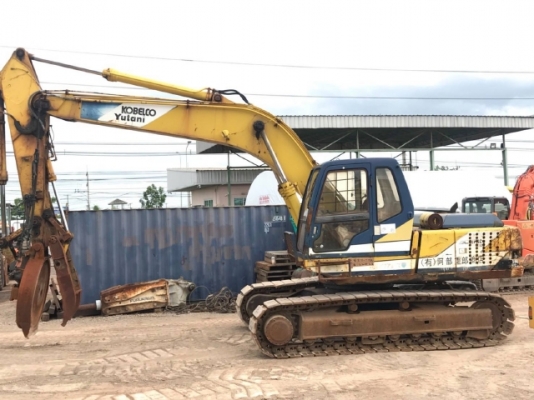 ขายรถขุด KOBELCO SK220 MARK 3 หัวแม่เหล็ก รถนอกนำเข้าเองจากญี่ปุ่น สภาพสวยพร้อมใช้ มีVDOการทำงานครับ