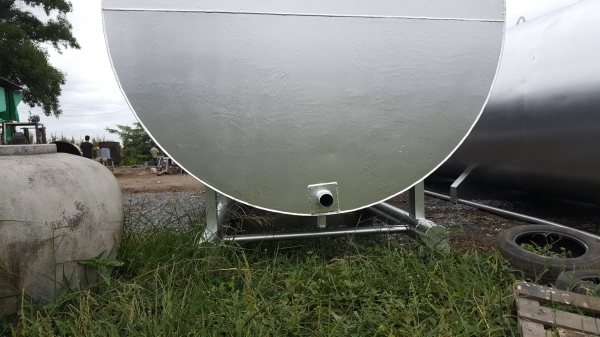 ถังเหล็กหนา 33000 ลิตรฝาปิดด้านข้างหนา 8 มิล ถังเหล็กหนา 33000 ลิตรฝาปิดด้านข้างหนา 8 มิล