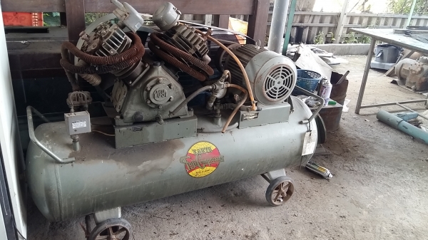 ขาย ปั้มลม Fuji 10แรงไฟ 3เฟส พร้อมใช้งานค่ะ