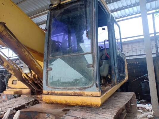 KOMUTSU PC200-6 เครื่องคัมมิน KOMUTSU PC200-6 เครื่องคัมมิน